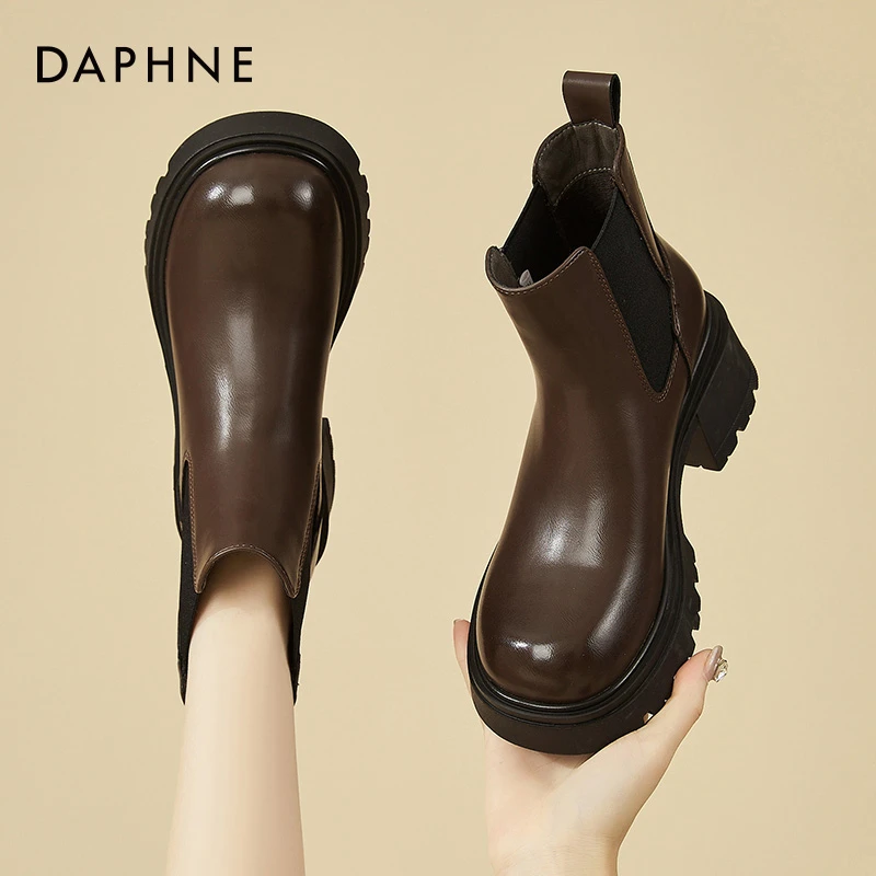 达芙妮厚底靴子女2025新款秋冬女鞋粗跟短靴英伦风烟筒靴高跟皮鞋