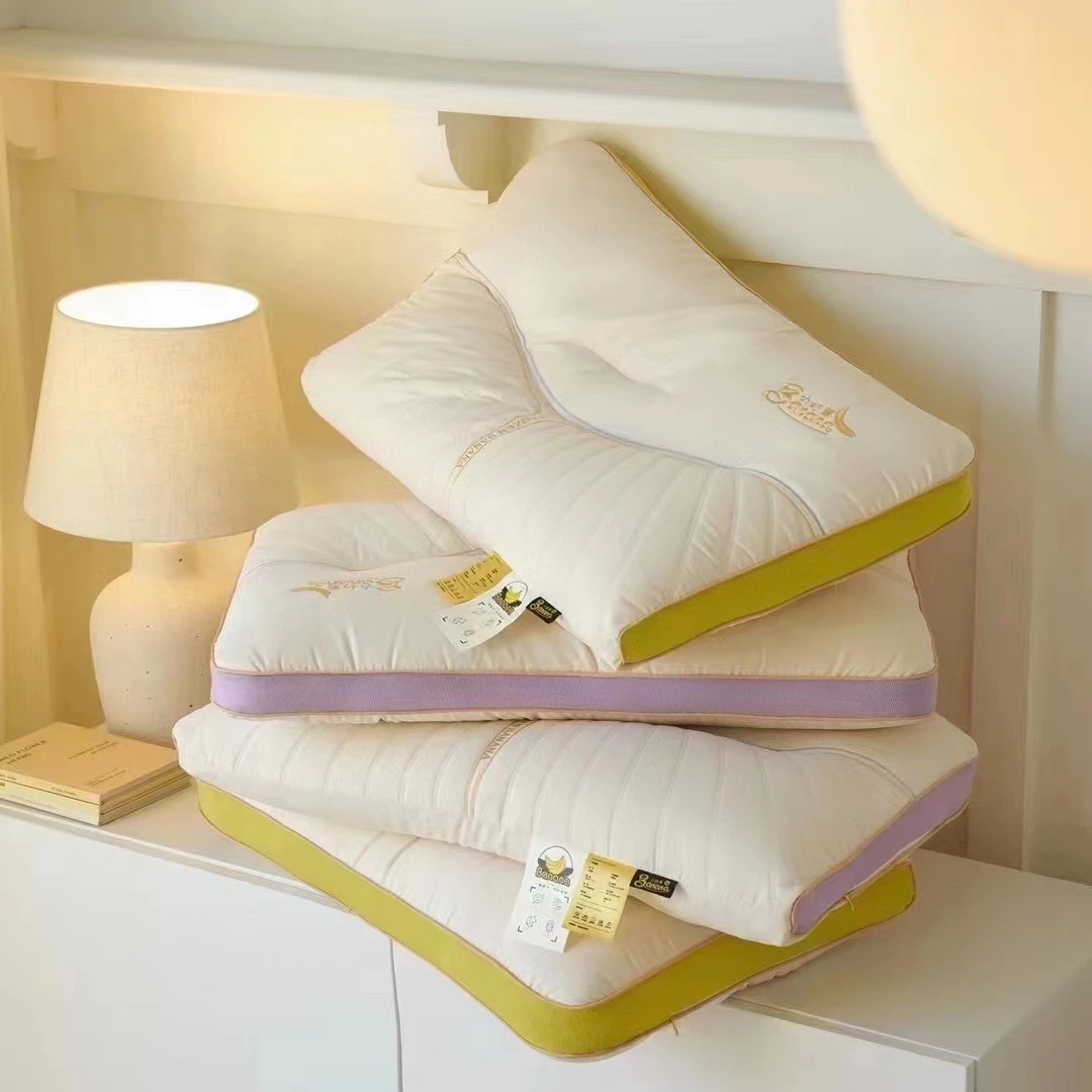 小奶护颈枕抑菌防护产品立体边绣花表层乳胶下层羽丝绒 中枕 成人