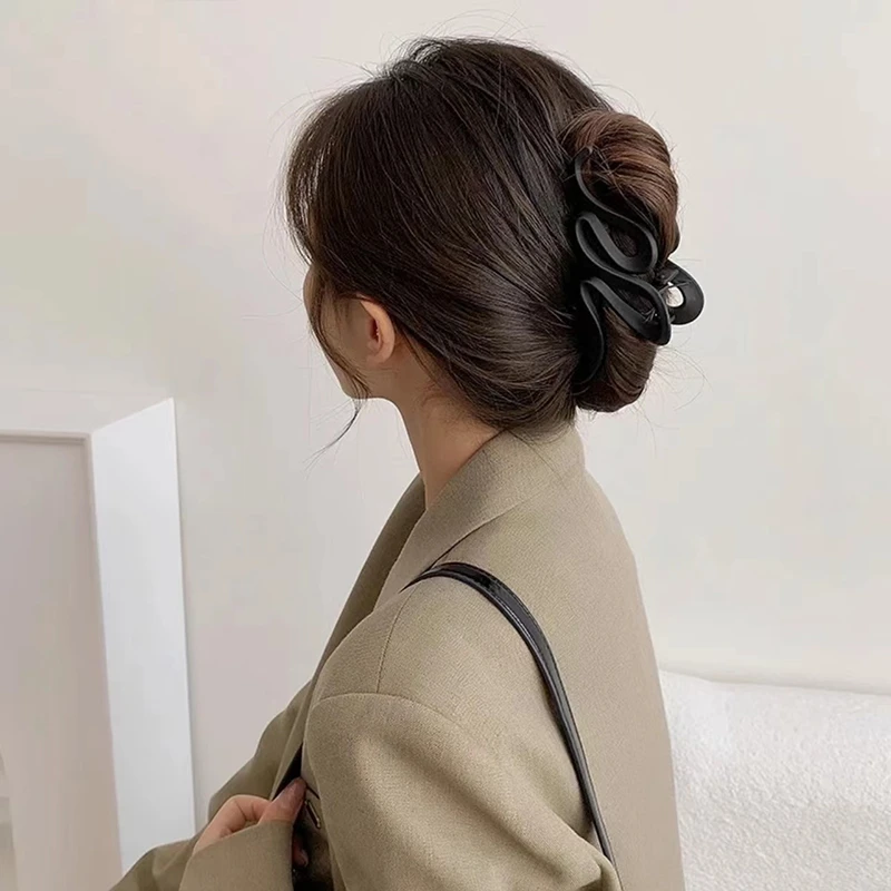 邂逅美拉德~磨砂抓夹大号高级感发夹女2023新款后脑勺鲨鱼夹发饰