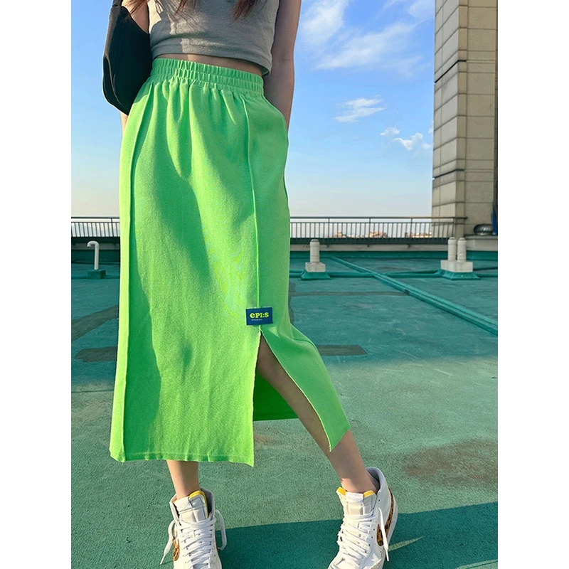 绿色开叉中长款高腰半身裙女2025年夏季新款松紧腰显瘦A字直筒裙