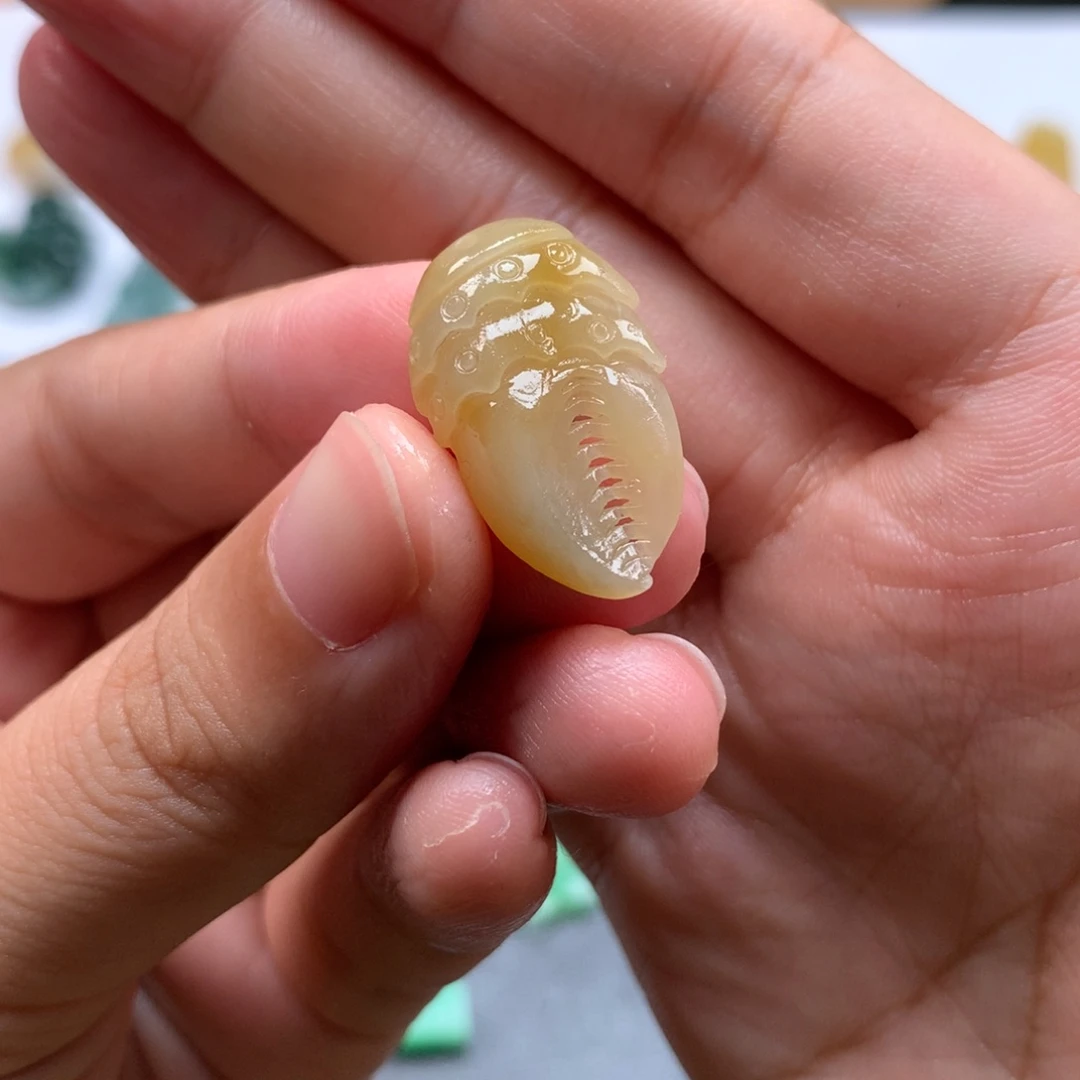 定制翡翠未镶嵌蟹钳