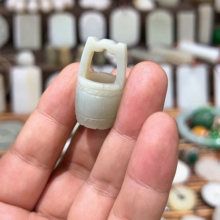 直播间出货喜欢就搂谢谢大家支持