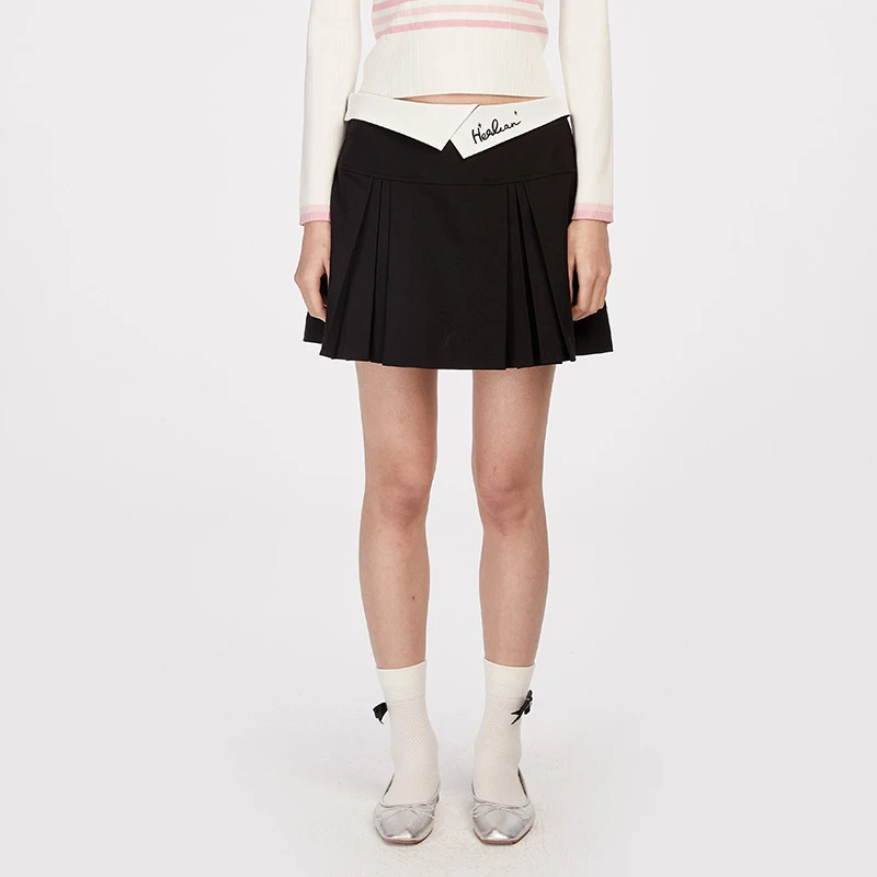 HERLIAN 2024年春季新品 女腰头外翻刺绣设计logo短裙通勤