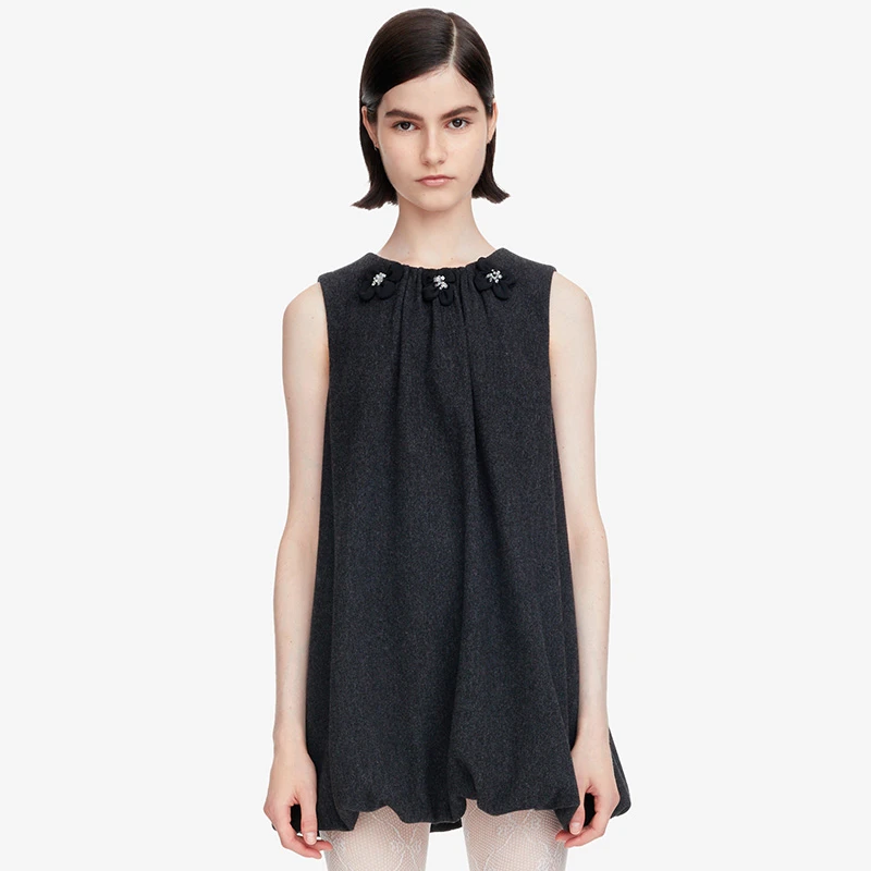 HERLIAN 秋季新品女士深灰色领口珠片毛呢背心裙