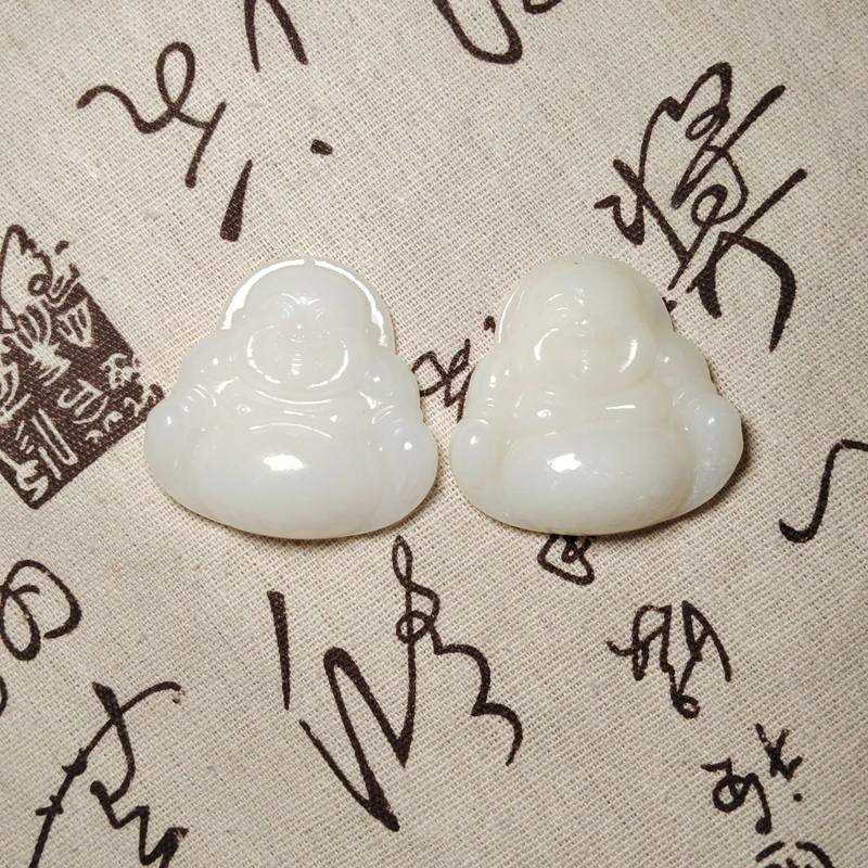 约48*48mm和田玉白玉佛公吊坠多样性发一