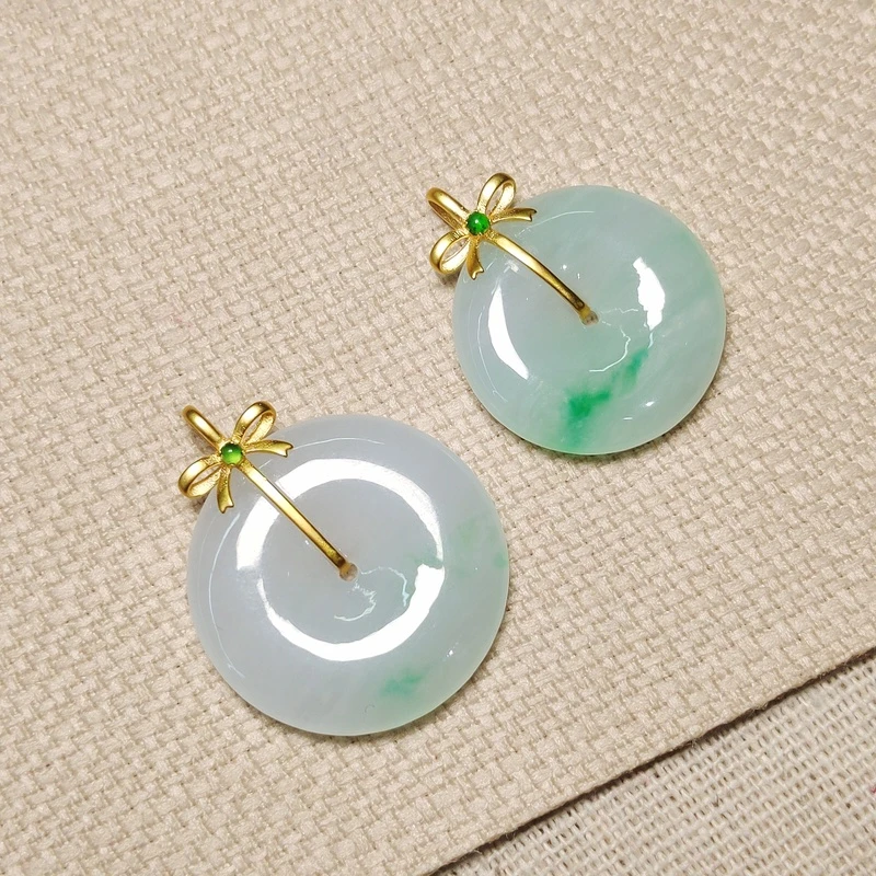 约20-28mm天然A货翡翠辣阳绿平安扣多样性发一