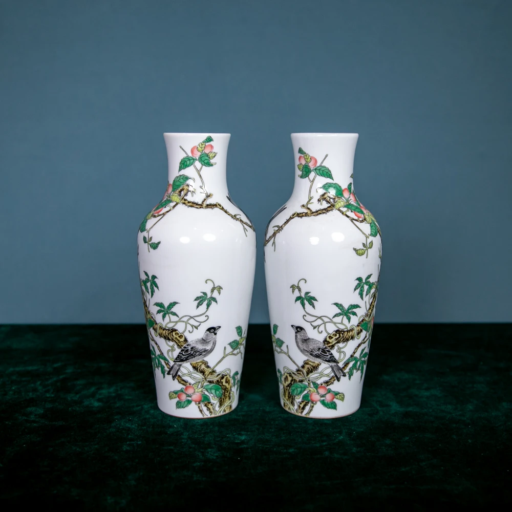 粉彩寿桃花鸟纹赏瓶一对FC-092821