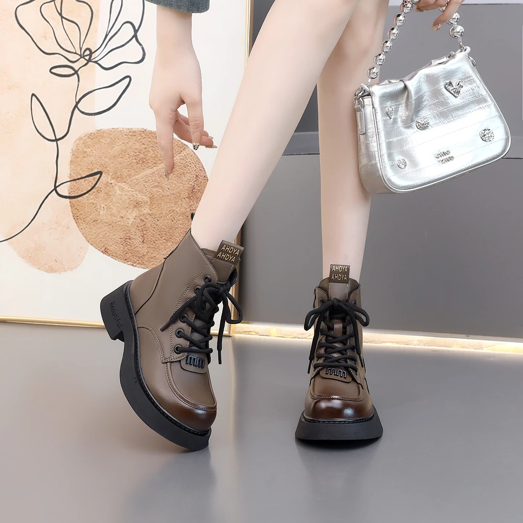 AIMSHDY【新款大宝】显脚小软底时尚百搭马丁靴5337