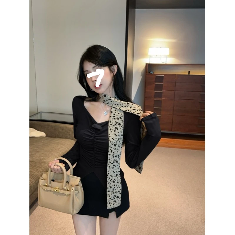 秋冬辣妹风黑色豹纹飘带修身显瘦打底衫女时尚气质设计感长袖T恤