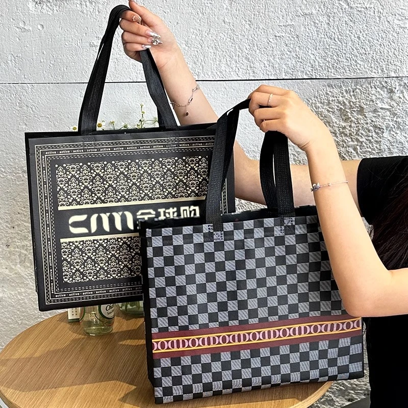 大容量服装店无纺布手提袋衣服购物袋环保礼品袋防水外出上班袋子