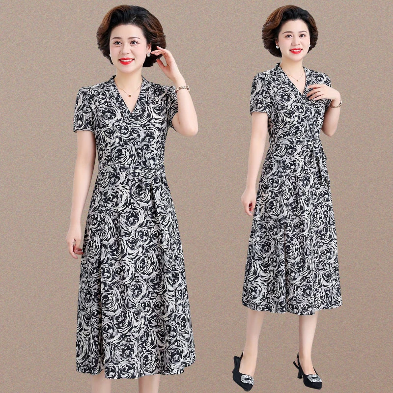 夏装连衣裙2025新款中老年女装夏季中年妈妈舒适雪纺洋气短袖裙子