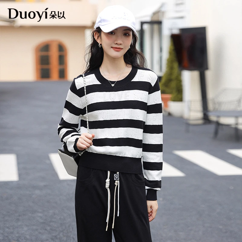 朵以2024秋季新款休闲百搭圆领宽松显瘦条纹套头毛衣38VQ535095