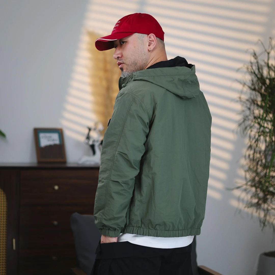 时尚双面穿户外三防夹克男防水防风工装风登山衣外套男连帽冲锋衣