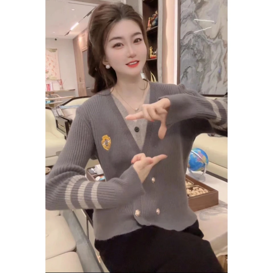 现货『梦幻学院S』撞色时尚百搭休闲舒适简约潮流毛衣85489