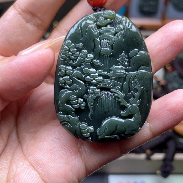 和田玉颈饰未镶嵌