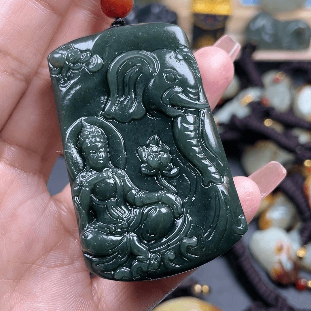 和田玉颈饰未镶嵌