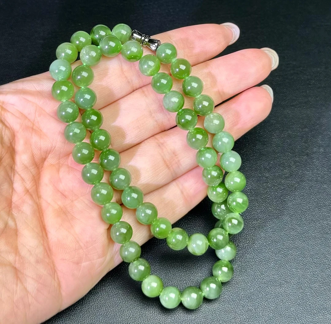 8mm苹果绿碧玉猫眼项链