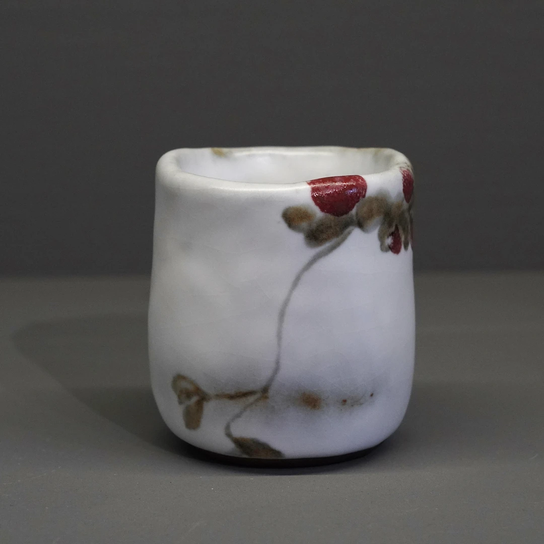 晏如堂纯手工陶杯卯花陶瓷白手捏杯点钧茶杯主人杯