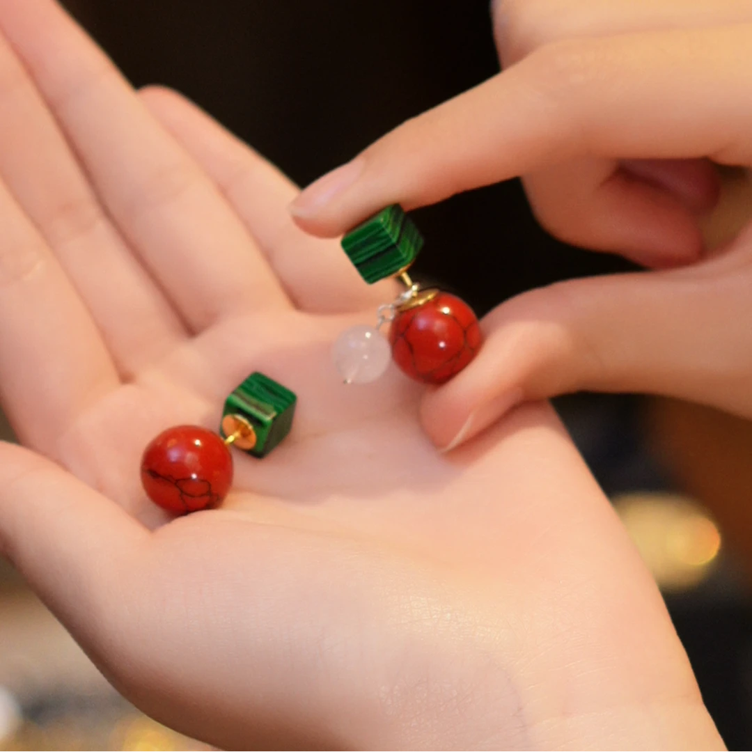 水晶法式撞色小红球耳钉HTSD0111