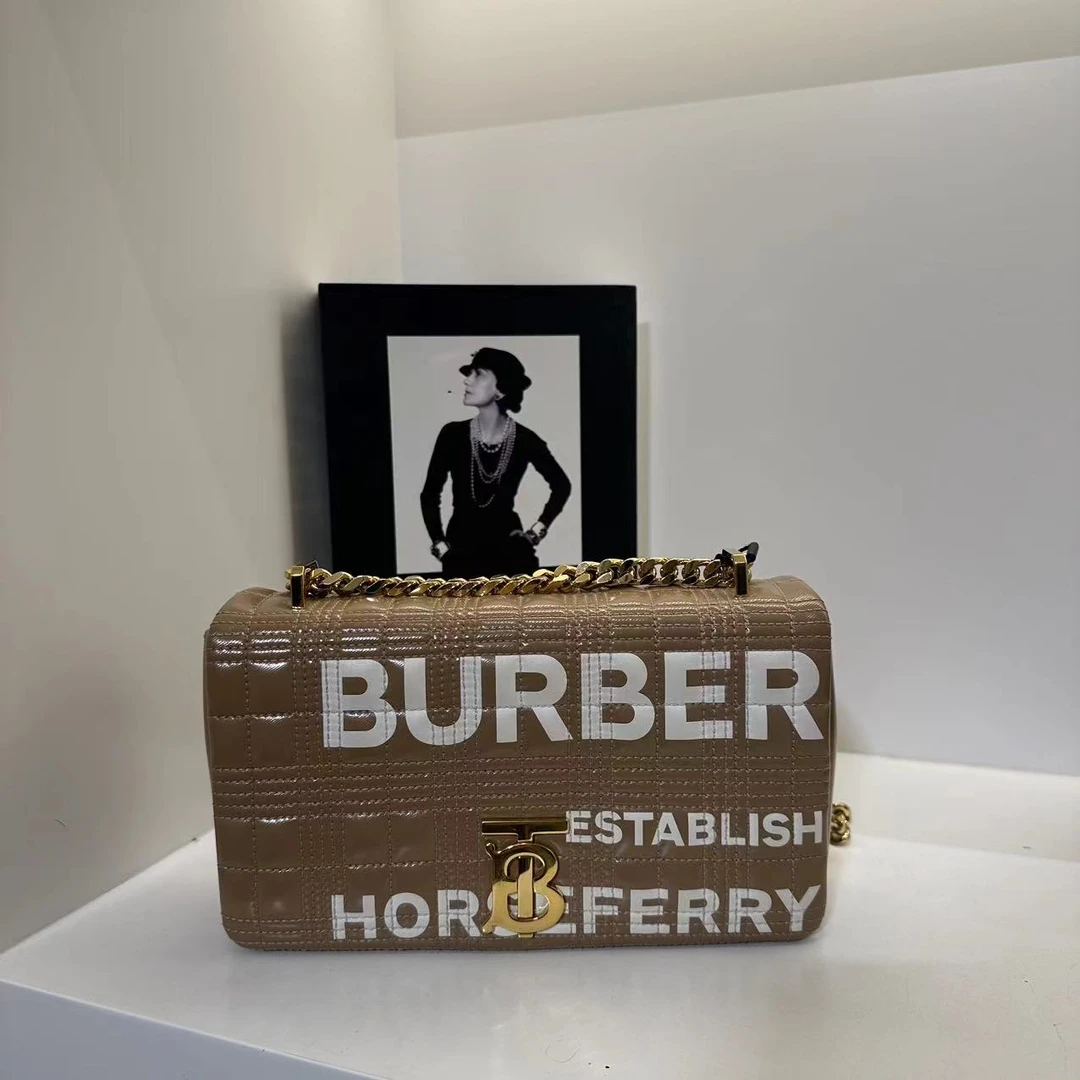 95新  HIHI/BURBERRY  LOLA格纹字母链条包