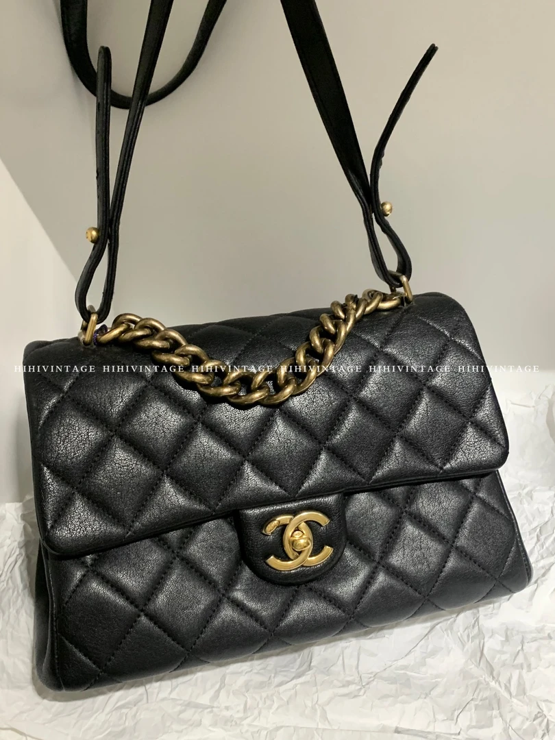 95新 Chanel/香奈儿 HIHI/Chanel 黑金口盖单肩包 23开