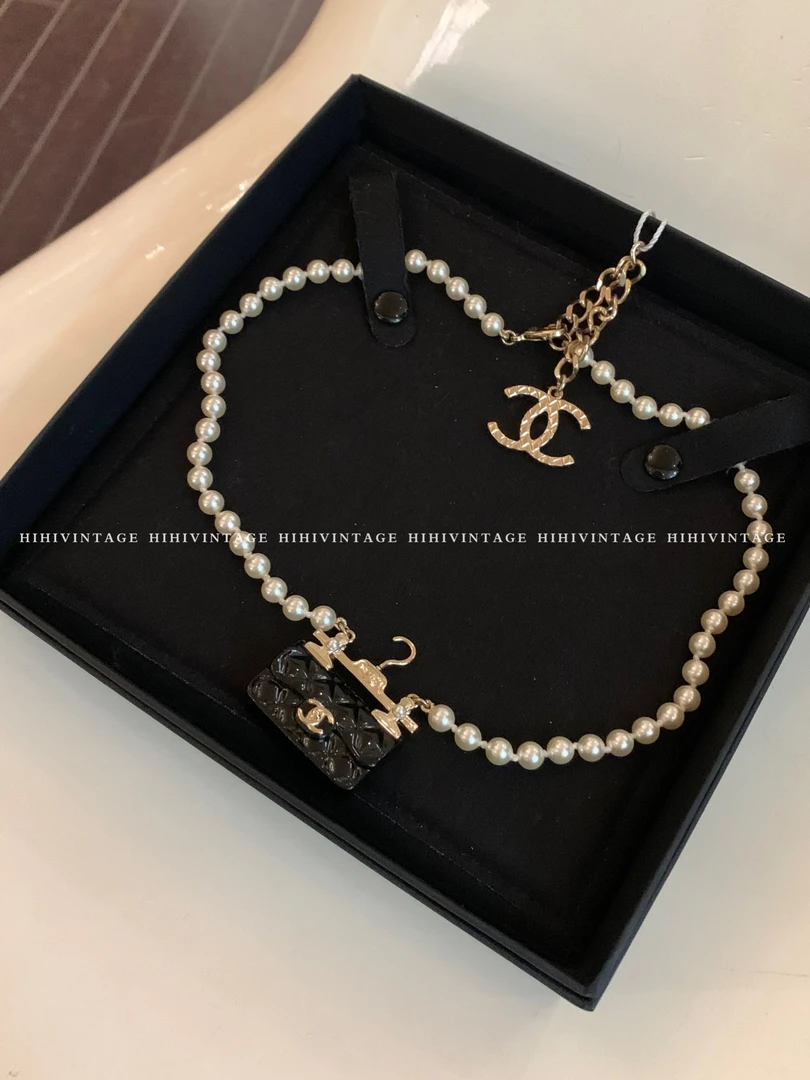 99新 Chanel/香奈儿 HIHI/Chanel黑色衣架包包珍珠项链/3880360