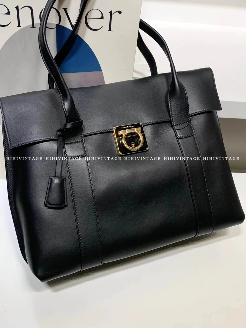 95新 FERRAGAMO/菲拉格慕 HIHI/黑色手提包/8301221
