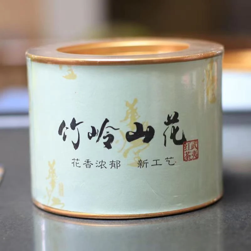 《竹岭山花》正山小种花香浓郁鲜爽甘甜精美铁罐装武夷红茶系列