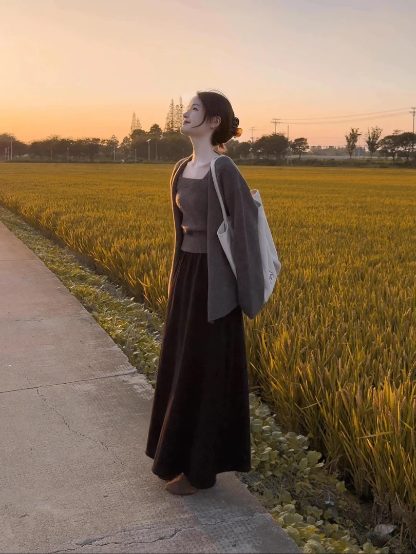 秋装搭配一整套女高级感套针织开衫背心女高腰显瘦半身裙三件套女