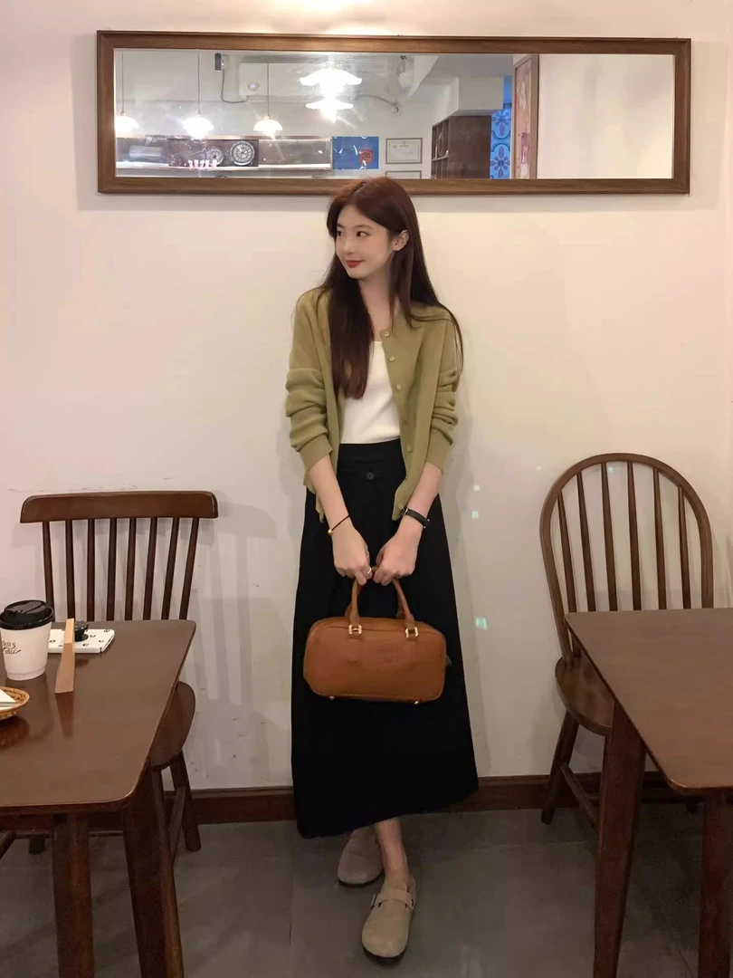 2024小个子初秋季新款穿搭一整套微胖显瘦减龄茶系韩剧裙子套装女