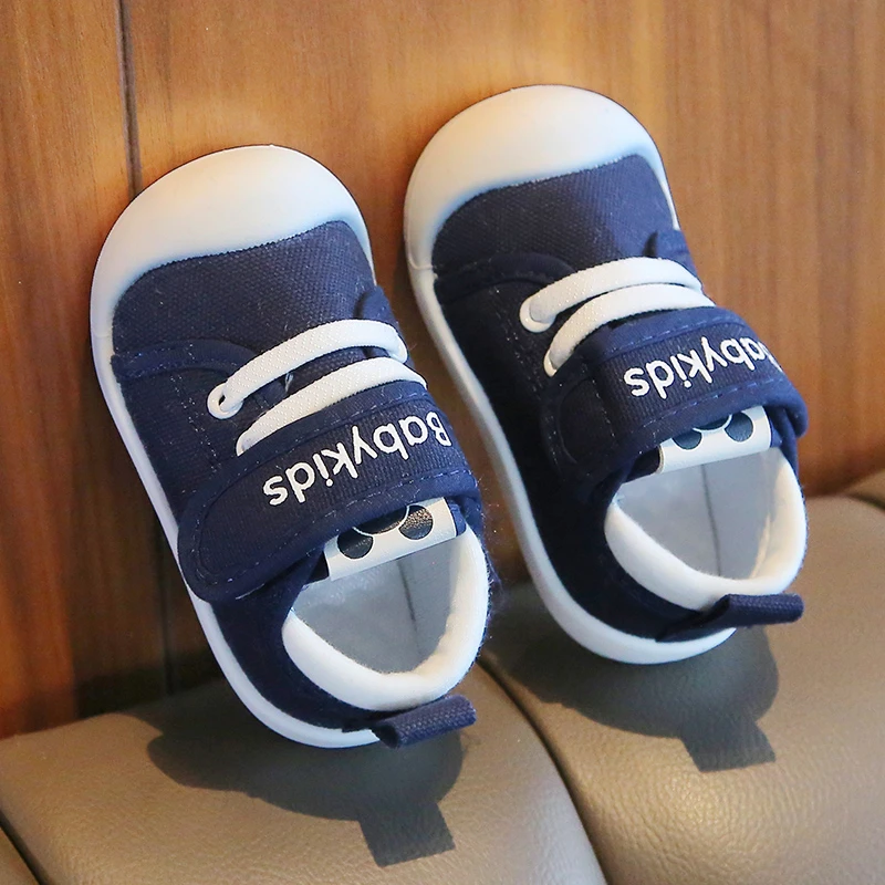 2023春秋新款0-1-2岁儿童学步鞋婴儿软底防滑鞋子透气幼儿鞋爆款