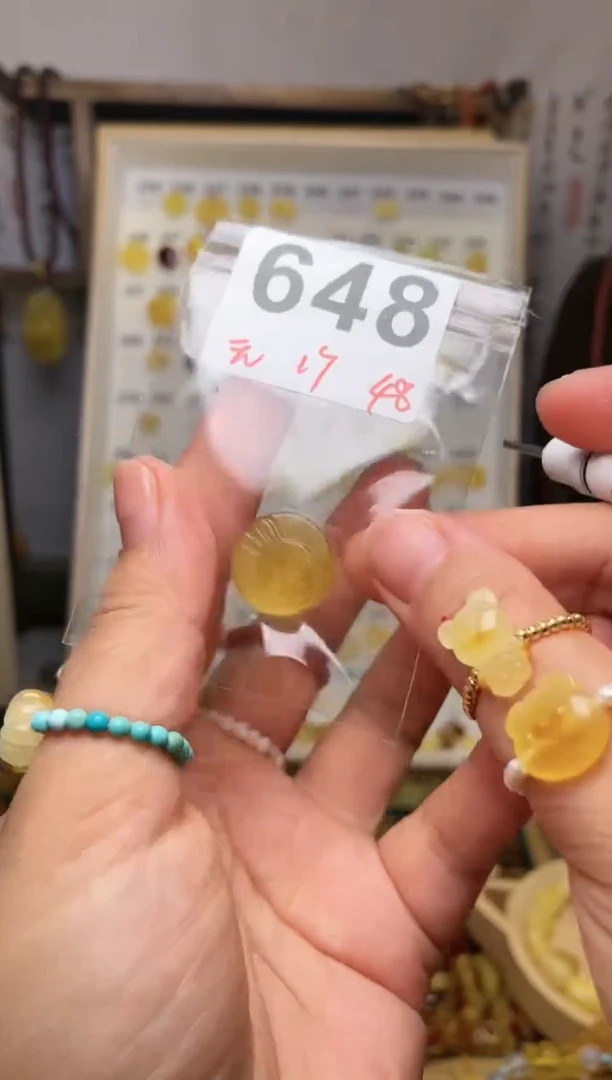 【闪购商品】琥珀珠宝奇石未镶嵌F648