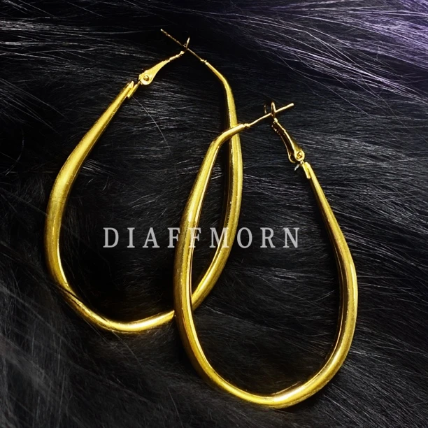 铜合金耳饰 Y.M〖自由黎明2〗高级感个性御姐极简大水滴耳圈