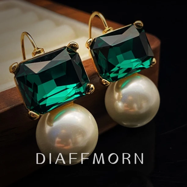 铜合金仿珍珠耳饰 铜合金仿珍珠耳饰 D.F.M〖一眼惊鸿〗重工复古气