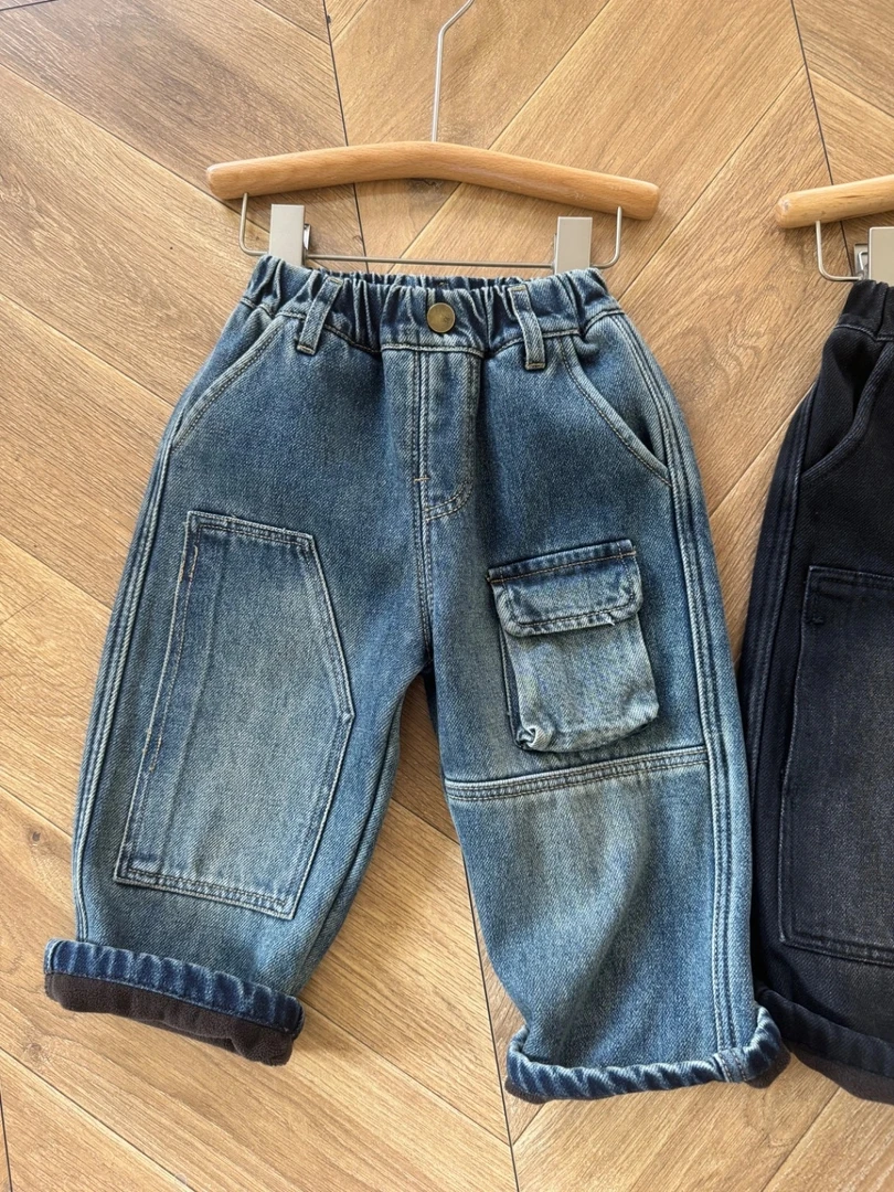 蓝色加绒工装牛仔裤