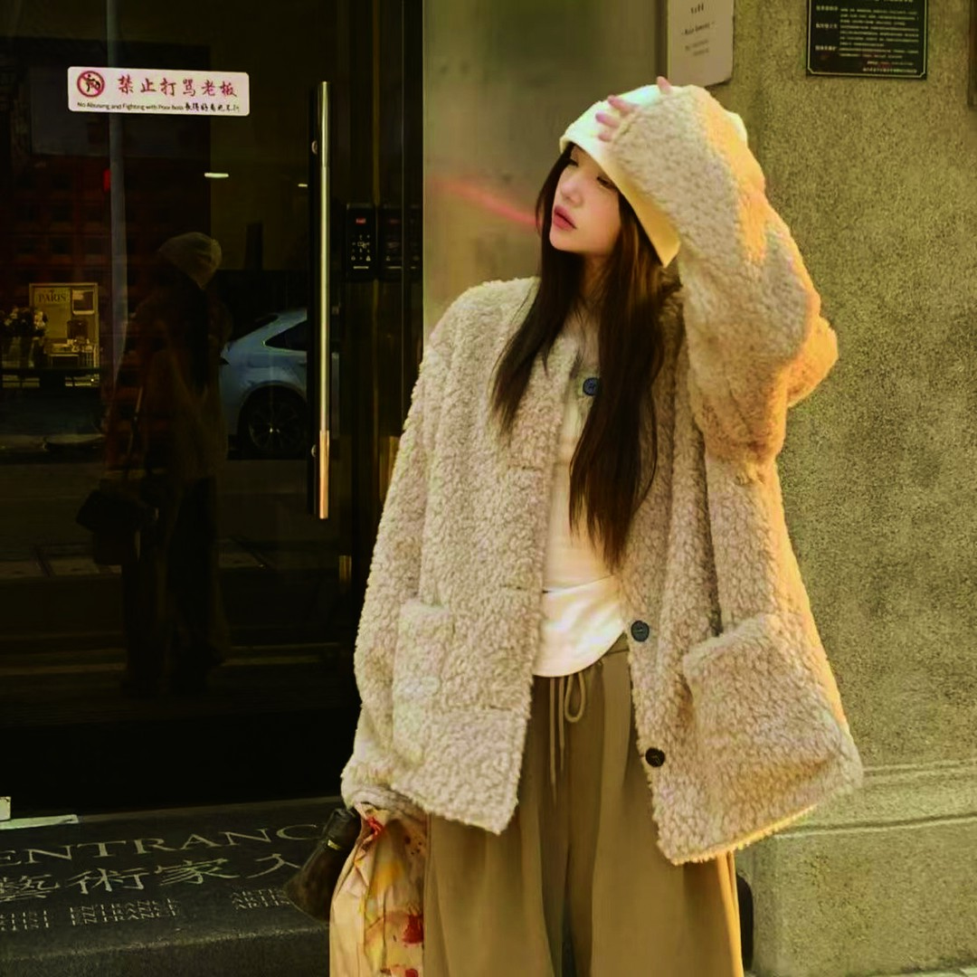 【当天发+运费险】宽松慵懒风保暖休闲冬季毛毛外套冬外套上衣YY335