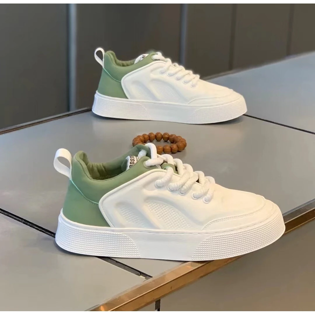 男士2024夏季新款爆款软底休闲鞋轻便时尚板鞋运动百搭拼色阿甘鞋