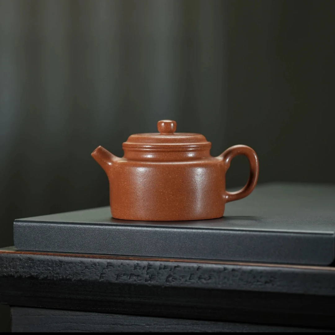 WYM金降坡[德钟180CC]黄龙山原矿手工紫砂壶