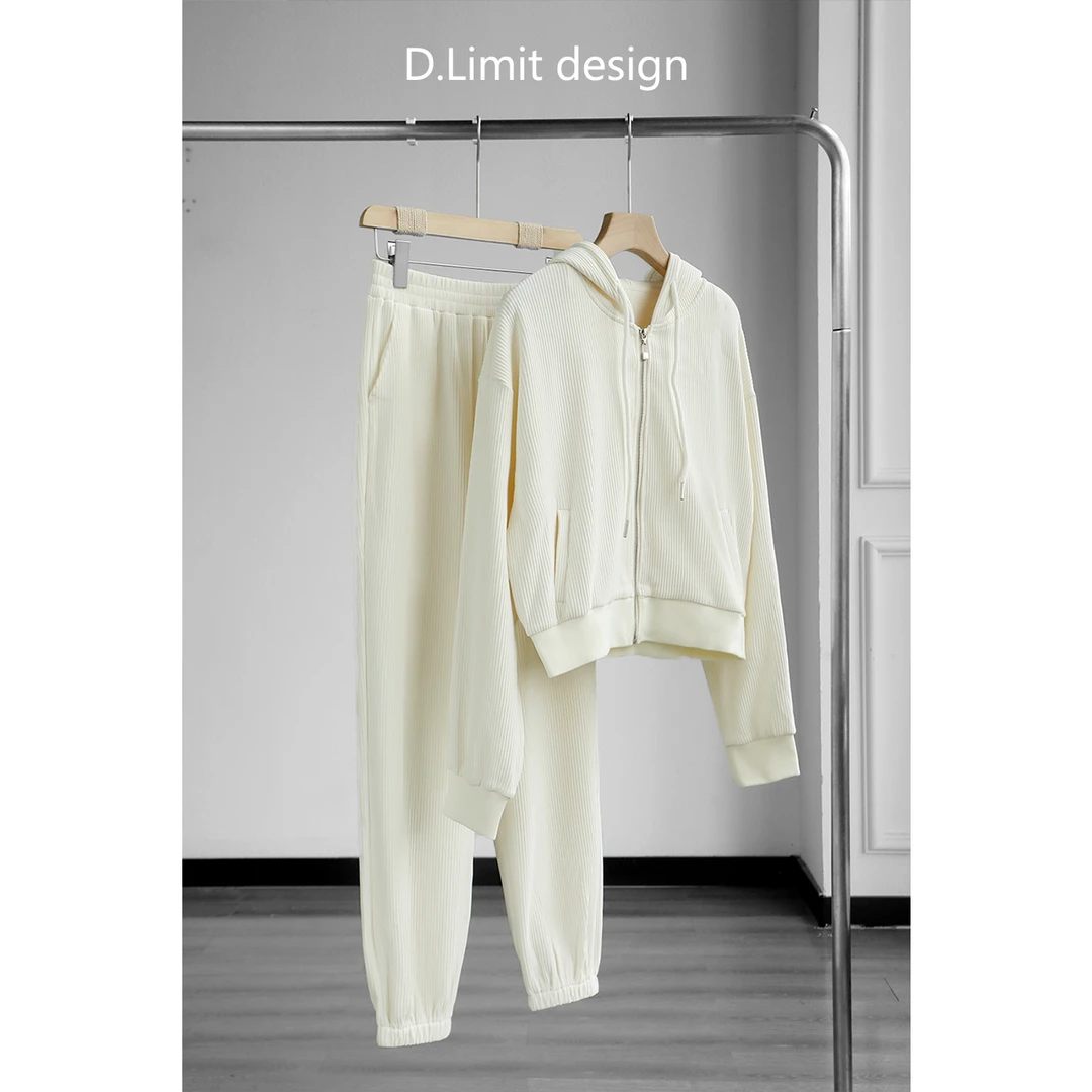 【D.Limit design】时尚竖坑条肌理运动套装QS-CK000
