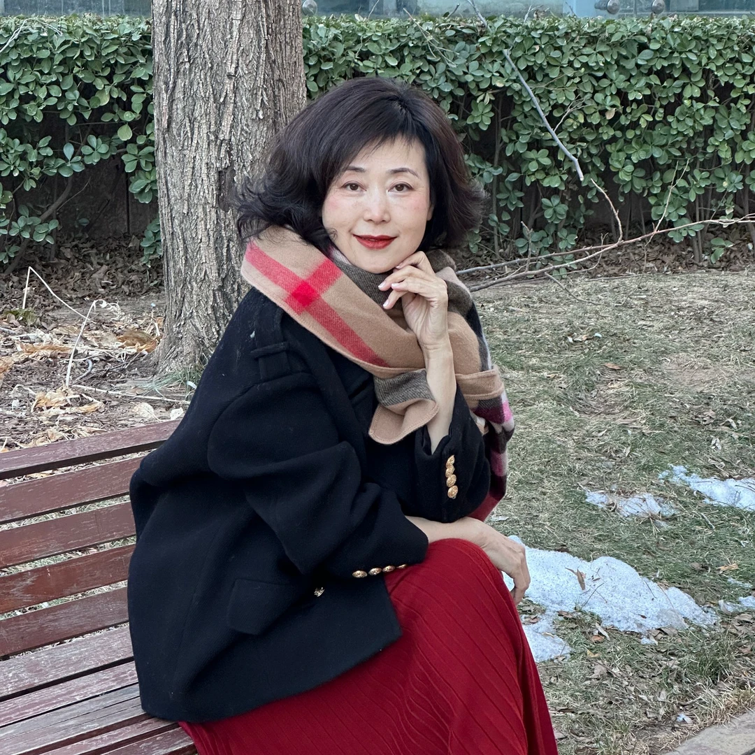 【维姐精选】MQ明星同款 100%羊羔毛樱桃粉双色格多功能斗篷披肩