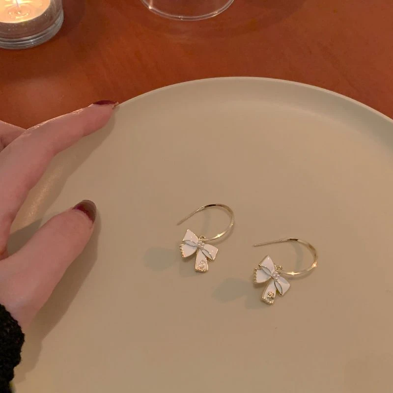 蝴蝶结耳圈耳环新款潮小众设计耳饰女高级感气质女神范耳钉