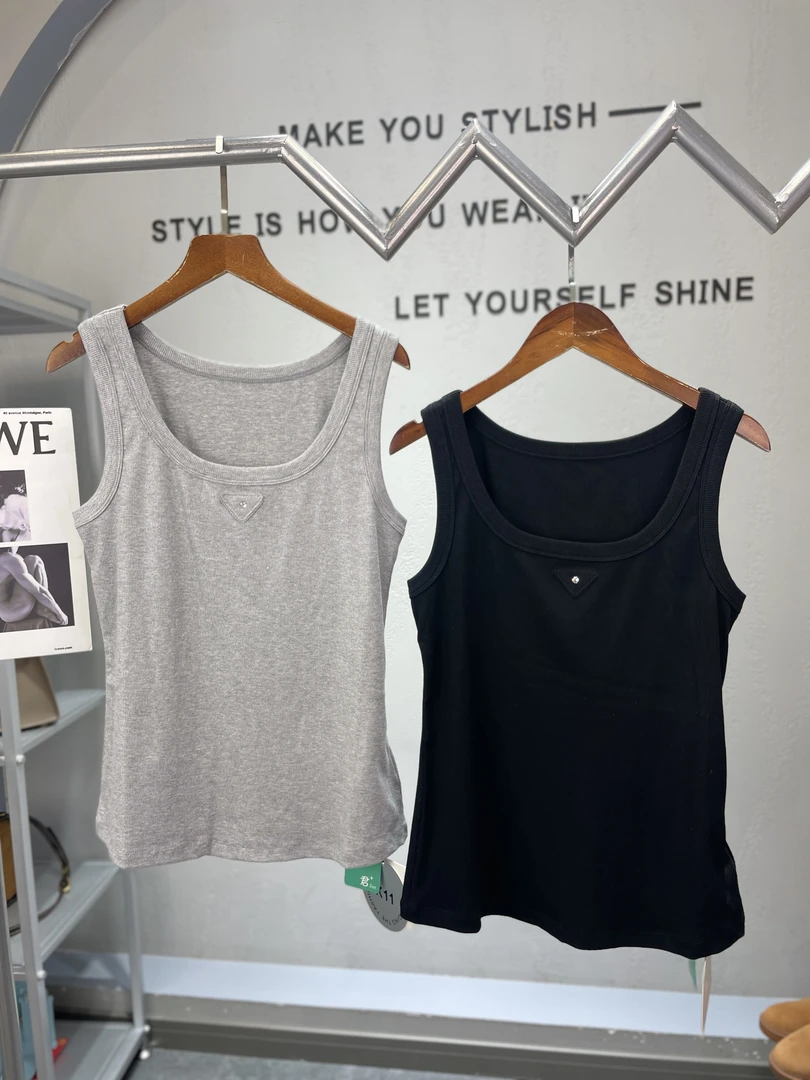 君家三色三角亮钻背心