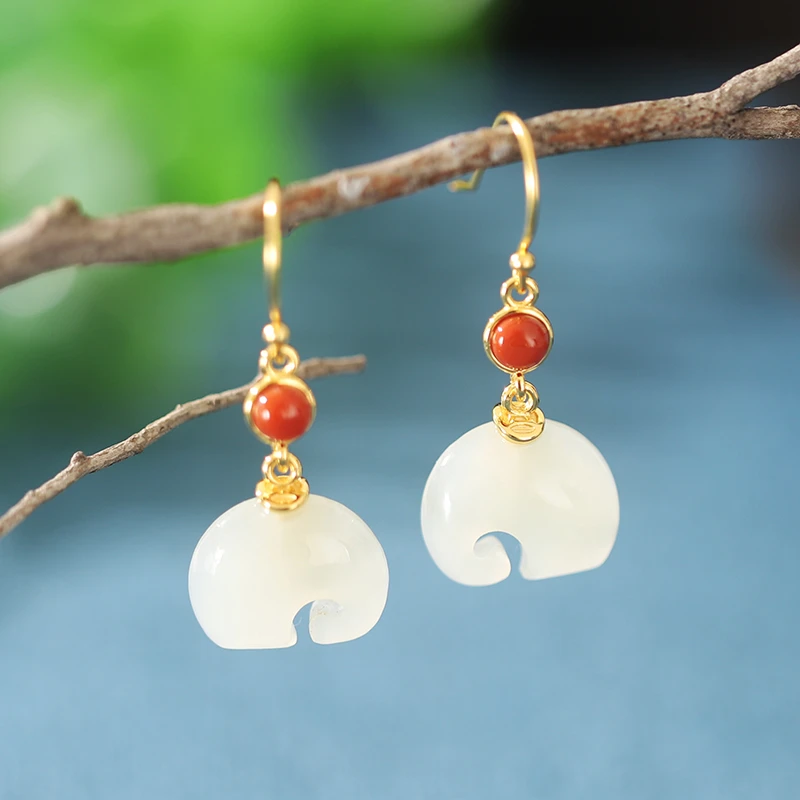 和田玉大象925银耳钉
