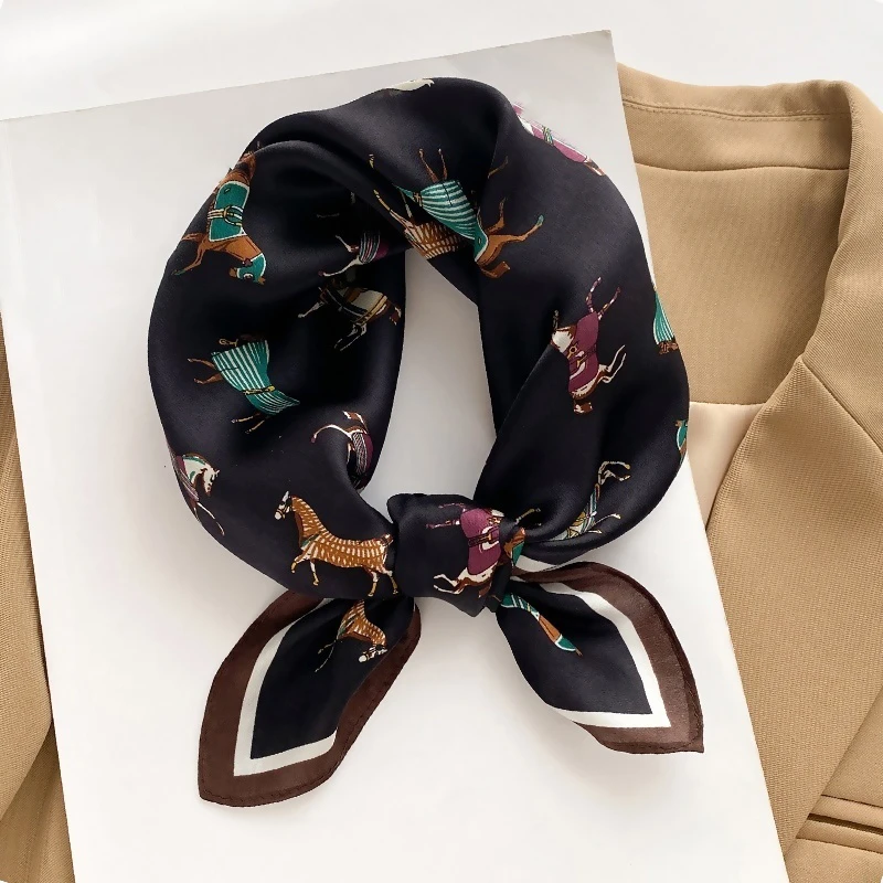 桑蚕丝单面黑底骏马图50小方巾女士真丝丝巾围巾防晒披肩外搭A051