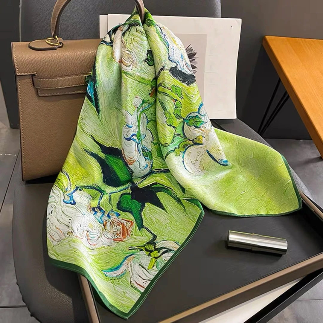 桑蚕丝丝巾 绿色 素绉缎油画白玫瑰68方巾 时尚气质真丝百搭C061