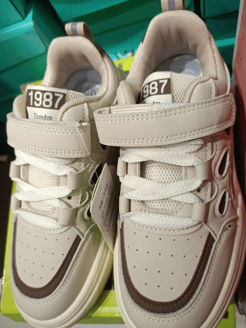 6013卡其青少年板鞋