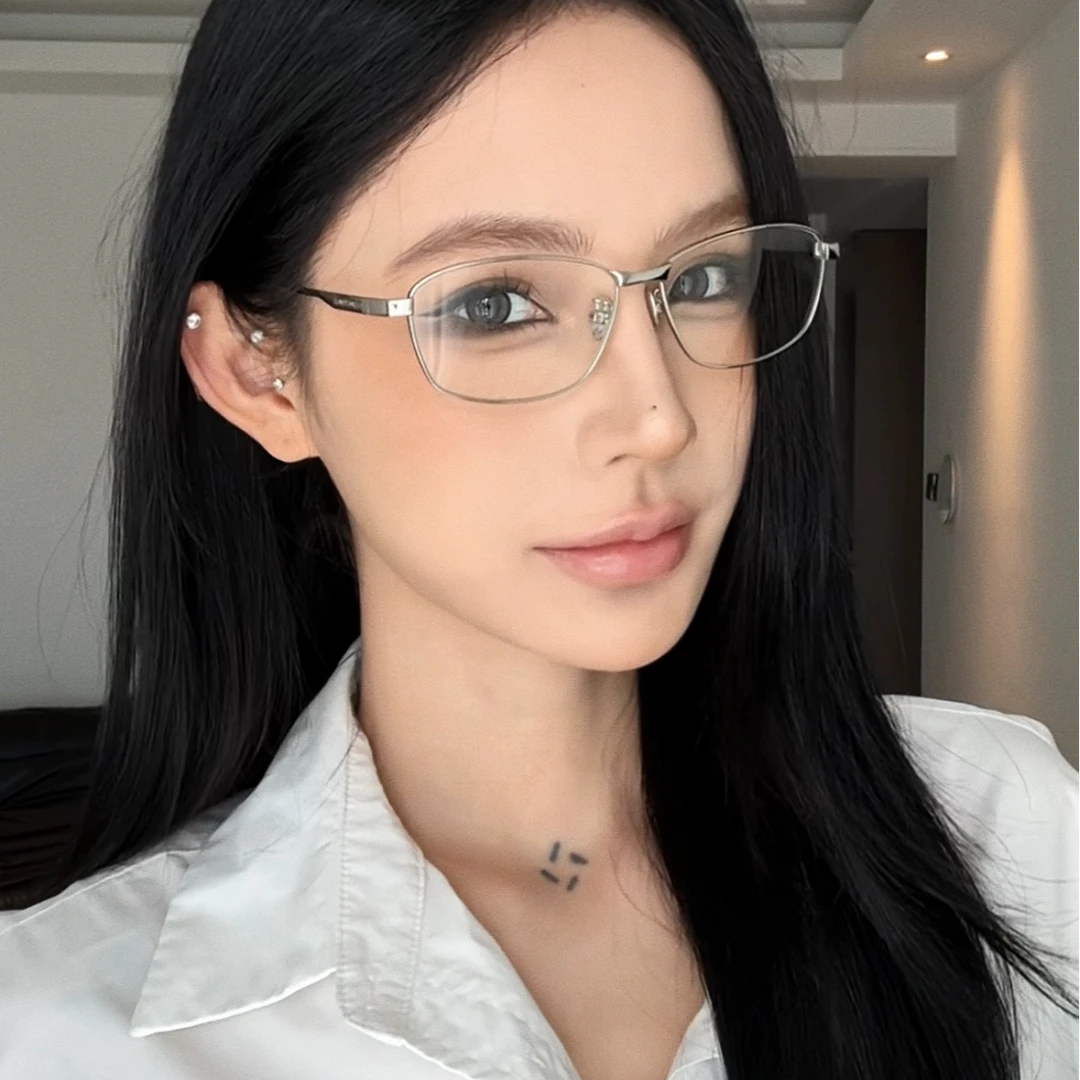金丝小方框日系纯欲超轻眼镜女近视可配度数防蓝光素颜显脸小眼睛
