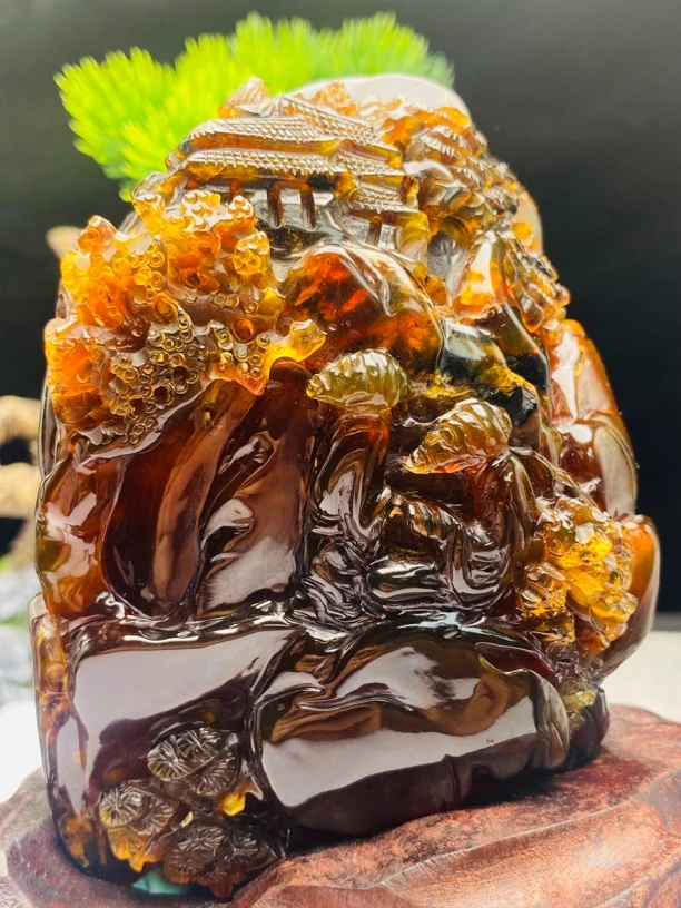 天然琥珀蜜蜡，缅甸琥珀山水摆件，山林会友