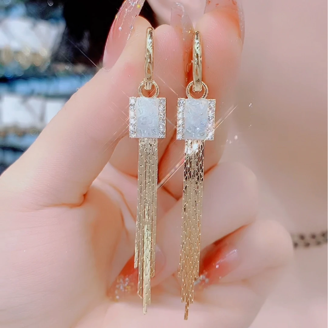 铜合金仿水晶耳饰 7845长款百搭简约流苏修饰脸型显瘦耳环