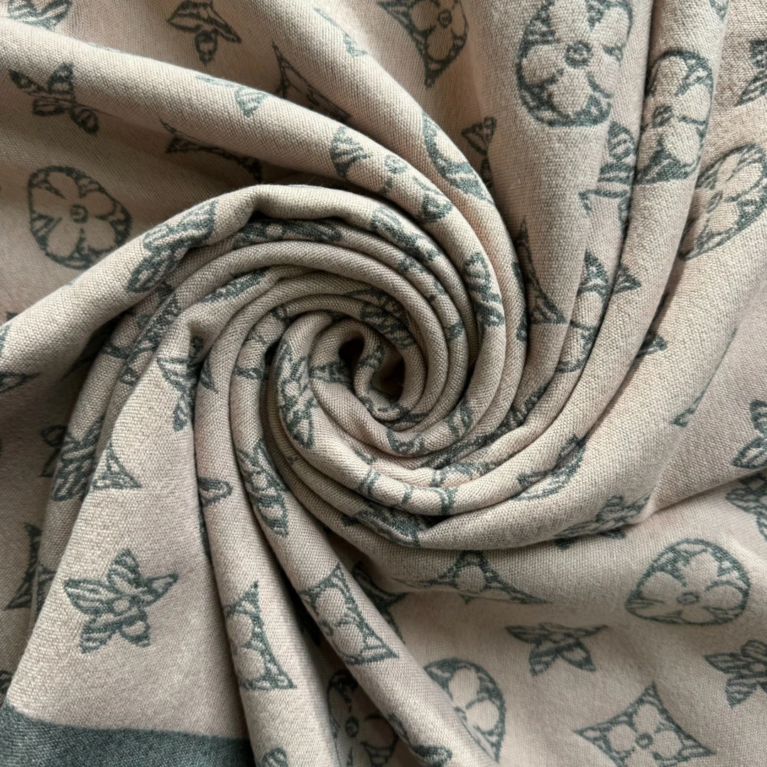 C875羊绒70*180秋冬长巾轻奢气质百搭时尚复古围巾披肩丝巾女